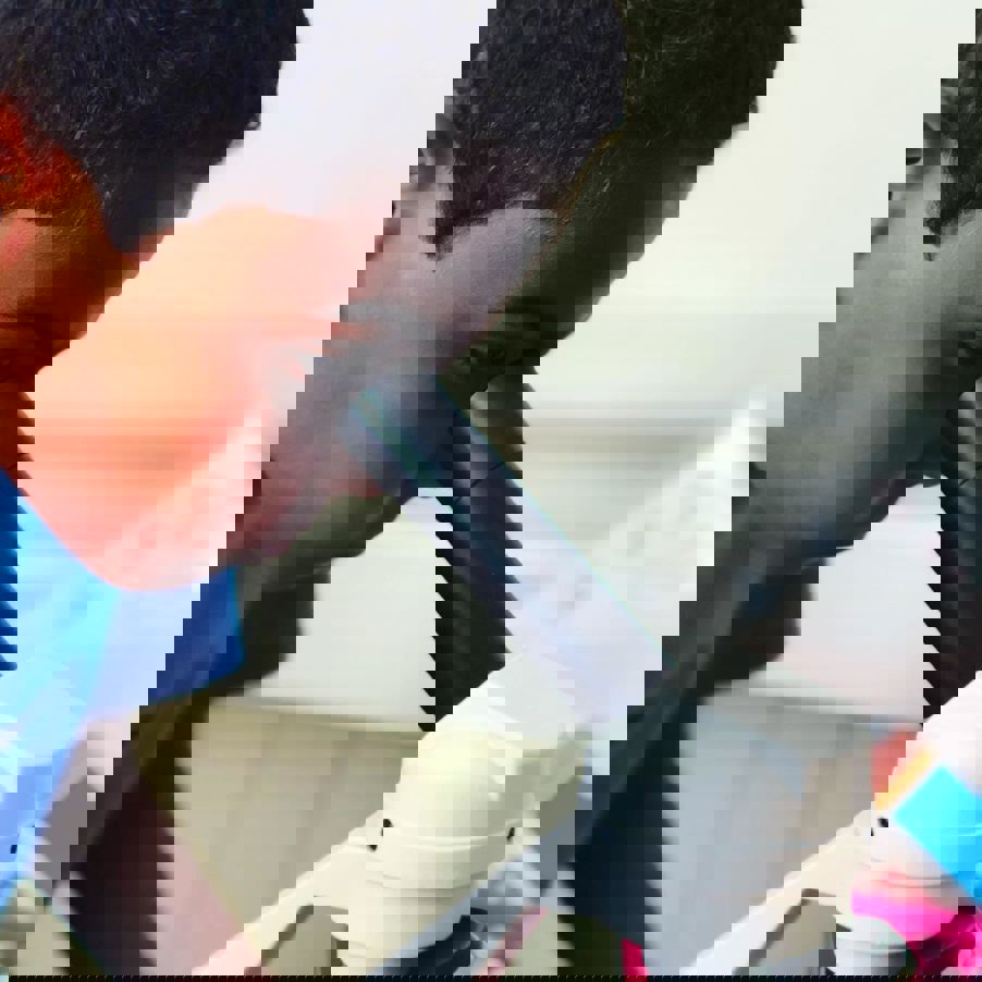 Forskerne leter etter mikroplast i tannkrem