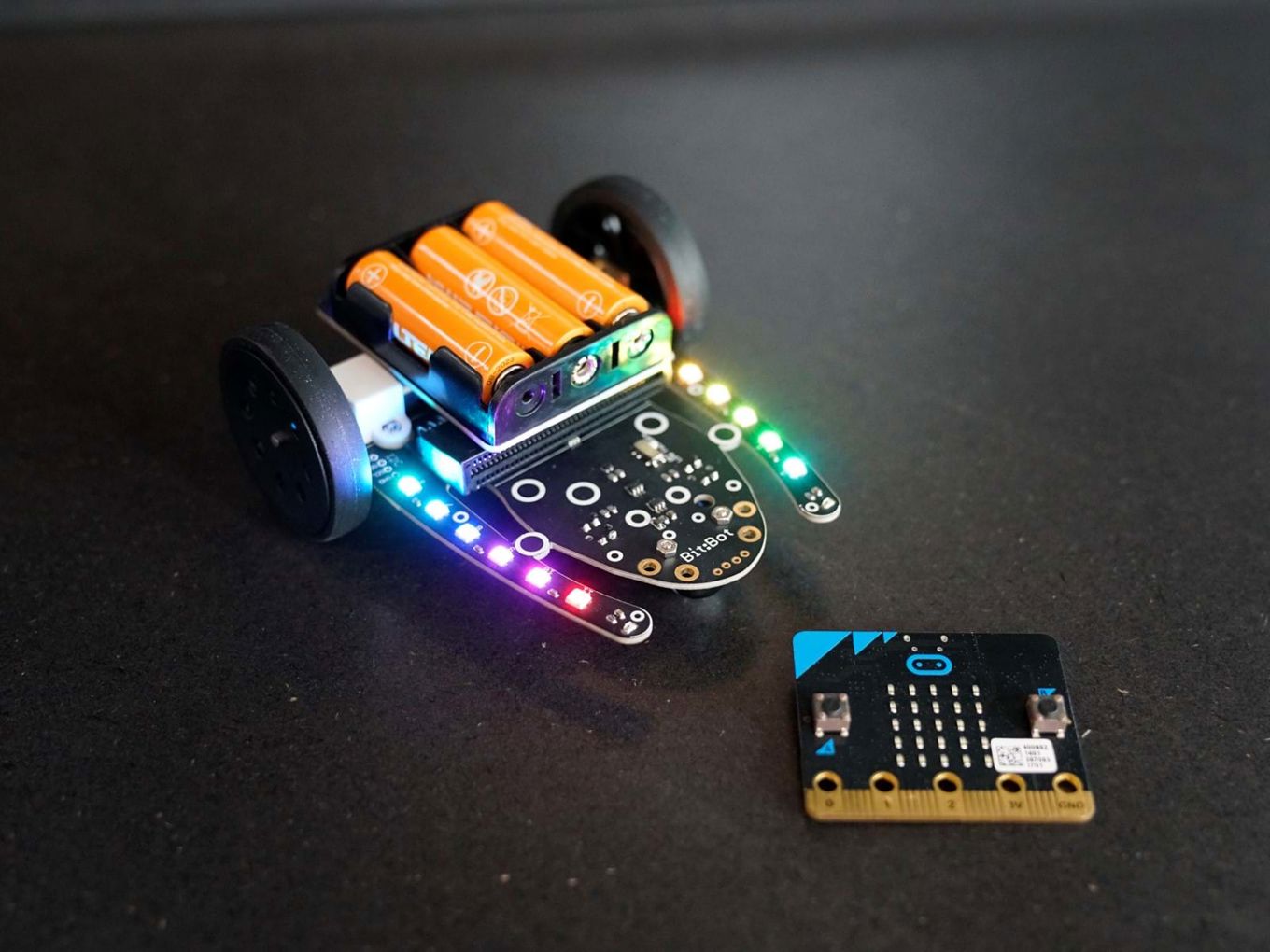 Bit:bot og Micro:bit